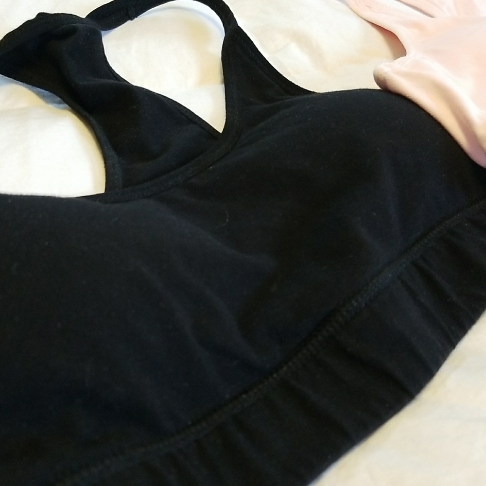 2 Pact Organic Cotton racer back bras, one light Pink, one Blk - Picture 8 of 10